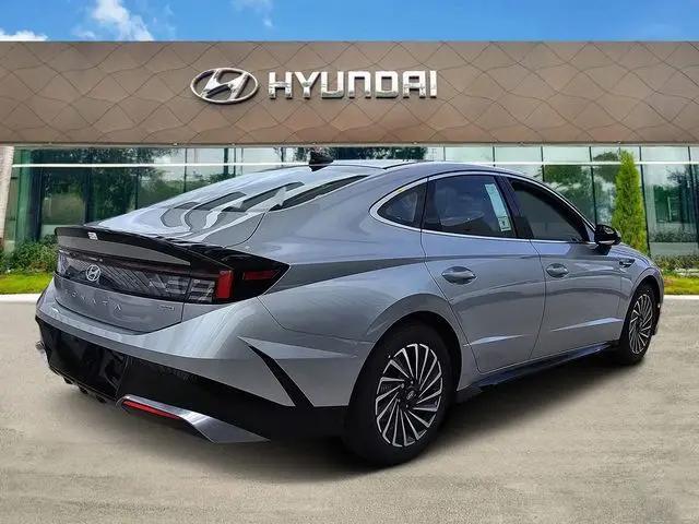2025 Hyundai Sonata Hybrid SEL