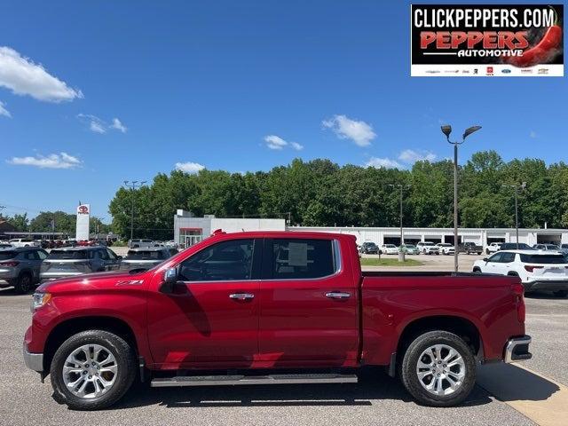 2022 Chevrolet Silverado 1500 4WD Crew Cab Short Bed LTZ