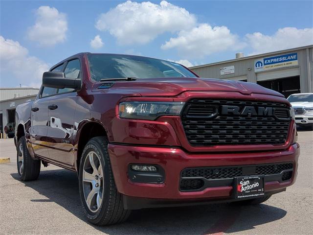 2025 RAM Ram 1500 RAM 1500 TRADESMAN CREW CAB 4X2 57 BOX