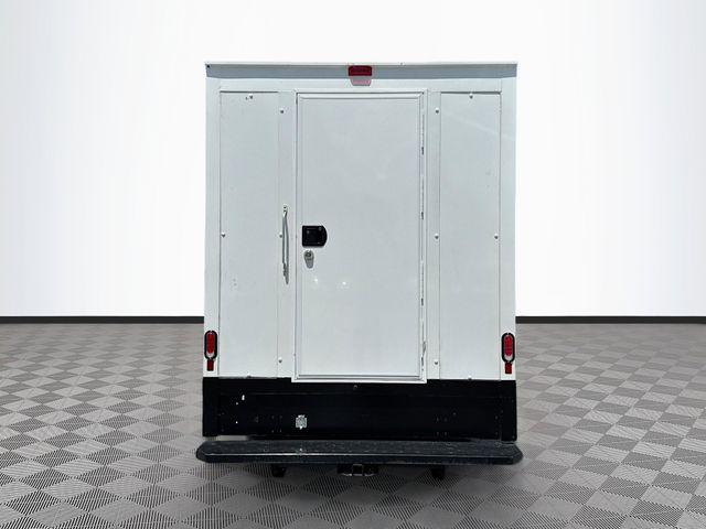 2025 Ford E-350 Cutaway Base