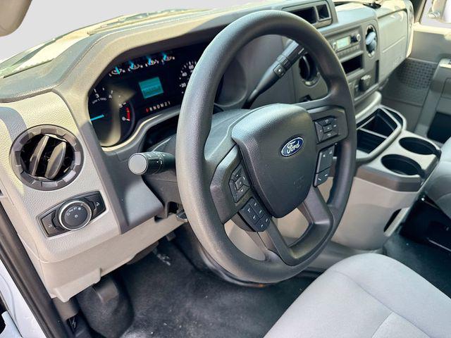 2025 Ford E-350 Cutaway Base