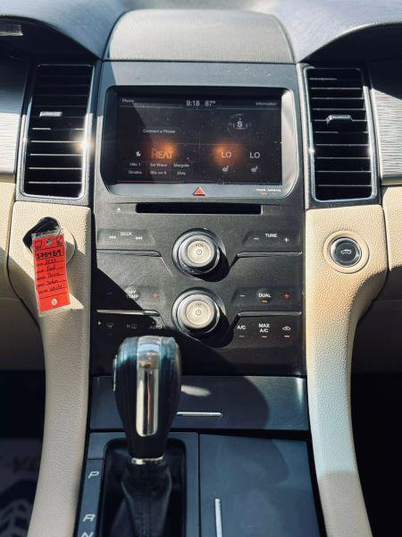 2013 Ford Taurus SEL