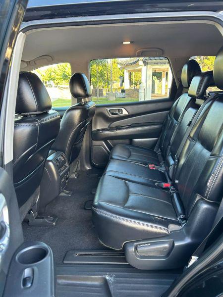 2020 Nissan Pathfinder SL 2WD
