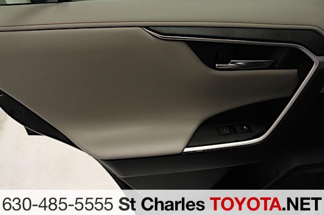 2024 Toyota RAV4 Limited - Photo 16