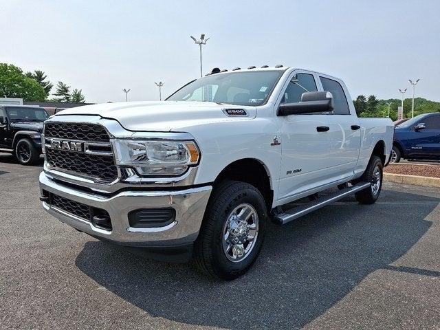 2022 RAM 2500 Tradesman Crew Cab 4x4 64 Box
