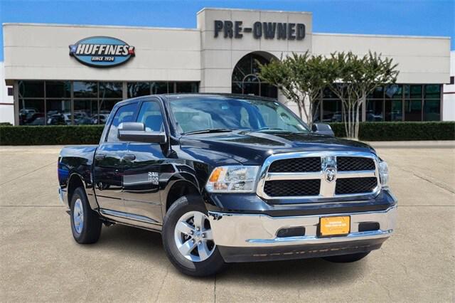 2023 RAM 1500 Classic SLT Crew Cab 4x2 57 Box