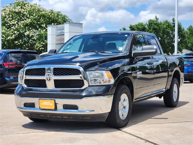 2023 RAM 1500 Classic SLT Crew Cab 4x2 57 Box