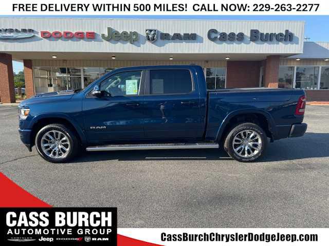 2022 RAM 1500 Laramie Crew Cab 4x4 57 Box