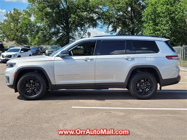 2023 Jeep Grand Cherokee L Limited 4x2