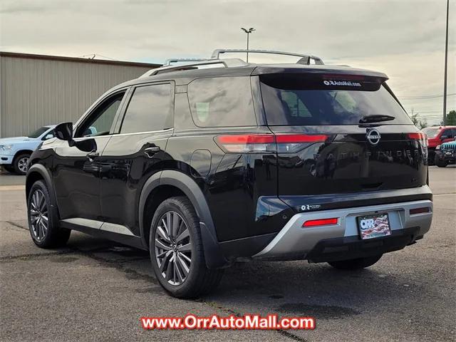 2023 Nissan Pathfinder SL FWD