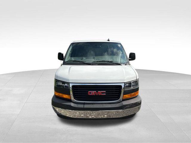2025 GMC Savana Cutaway Work Van