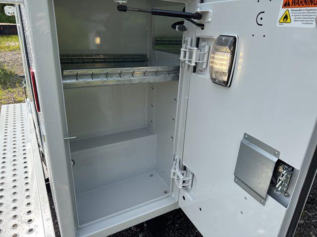 2025 GMC Savana Cutaway Work Van
