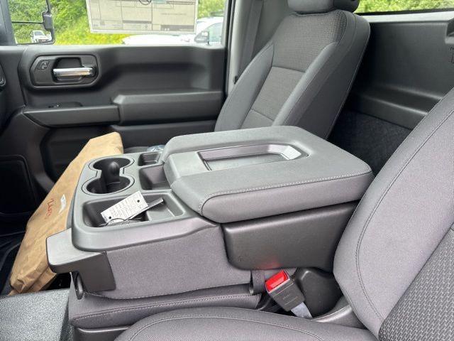 2025 GMC Sierra 3500HD 2WD Regular Cab Long Bed Pro