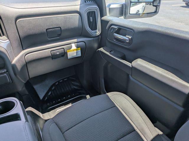 2025 GMC Sierra 2500HD 4WD Crew Cab Standard Bed Pro