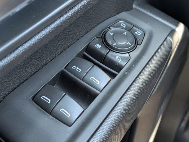 2025 GMC Sierra 2500HD 4WD Crew Cab Standard Bed Pro