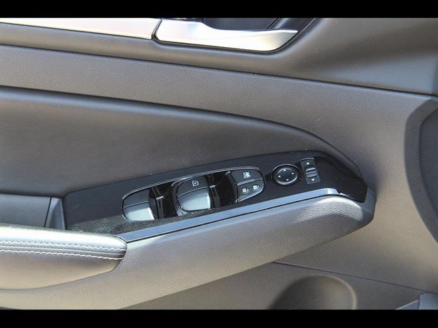 2023 Nissan Altima SV FWD