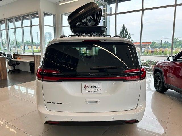 2025 Chrysler Pacifica PACIFICA SELECT