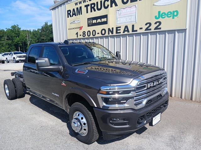 2025 RAM Ram 3500 Chassis Cab RAM 3500 BIG HORN CREW CAB CHASSIS 4X4 60 CA