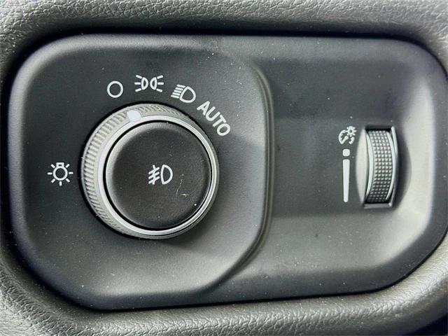 2025 Ram 3500 Tradesman/Big Horn