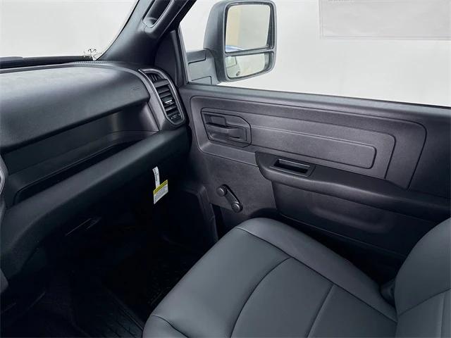 2025 Ram 3500 Tradesman/Big Horn