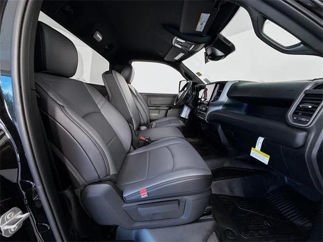 2025 Ram 3500 Tradesman/Big Horn