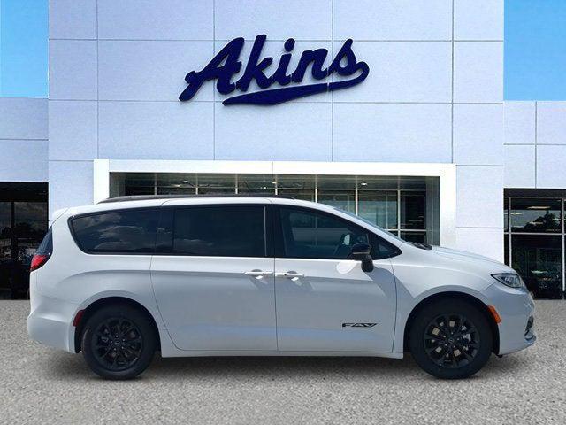 2025 Chrysler Pacifica PACIFICA SELECT