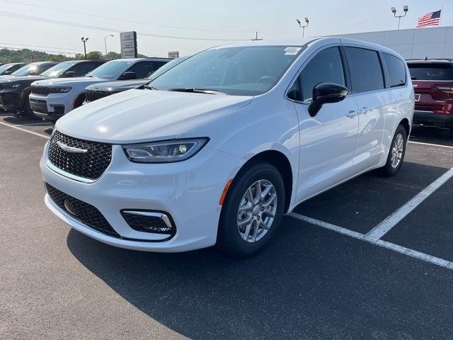 2025 Chrysler Pacifica PACIFICA SELECT