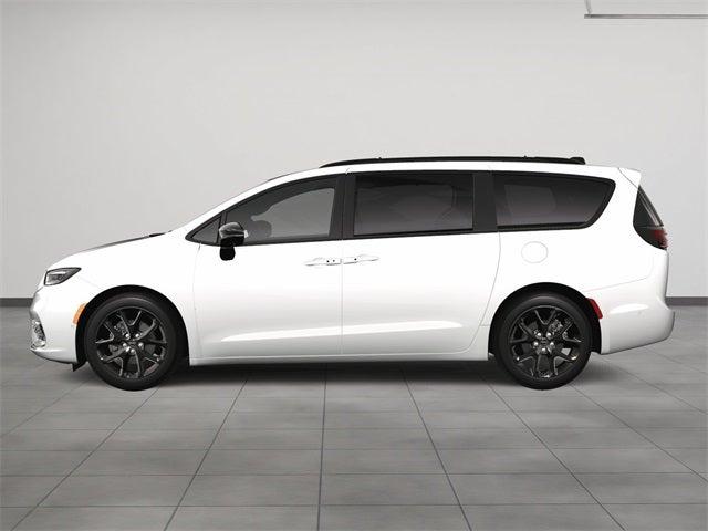 2025 Chrysler Pacifica PACIFICA LIMITED