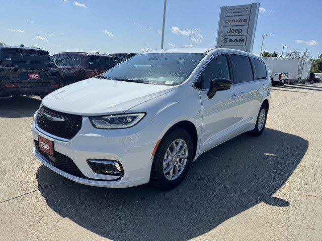 2025 Chrysler Pacifica PACIFICA SELECT