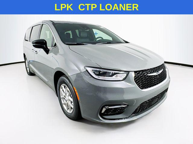 2025 Chrysler Pacifica PACIFICA SELECT