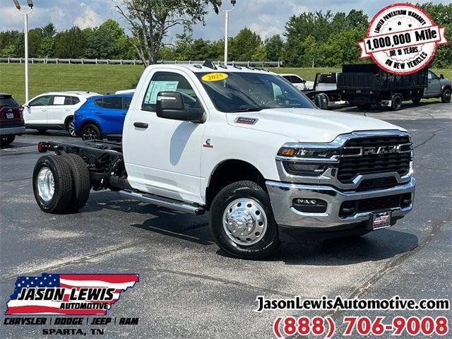 2025 RAM Ram 3500 Chassis Cab RAM 3500 TRADESMAN CHASSIS REGULAR CAB 4X4 60 CA