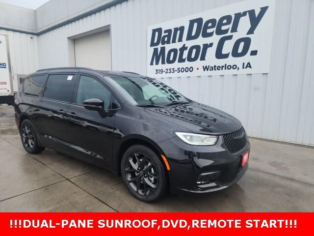 2025 Chrysler Pacifica PACIFICA LIMITED