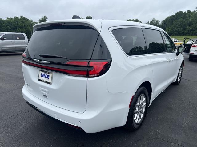2025 Chrysler Pacifica PACIFICA SELECT