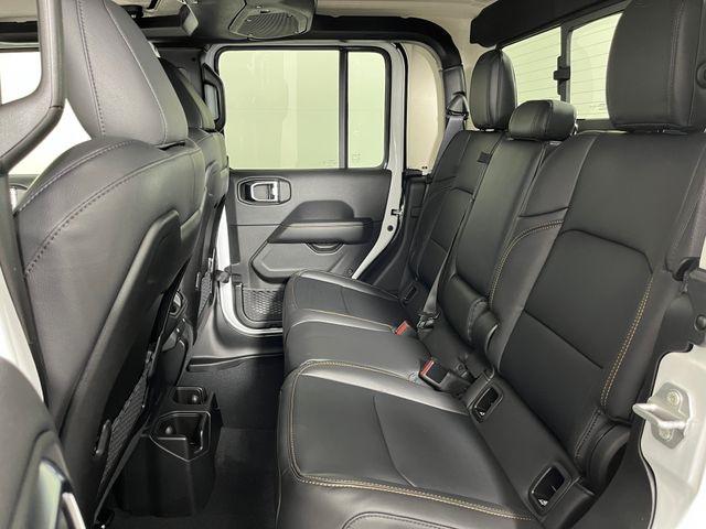 2025 Jeep Gladiator GLADIATOR HIGH TIDE 4X4