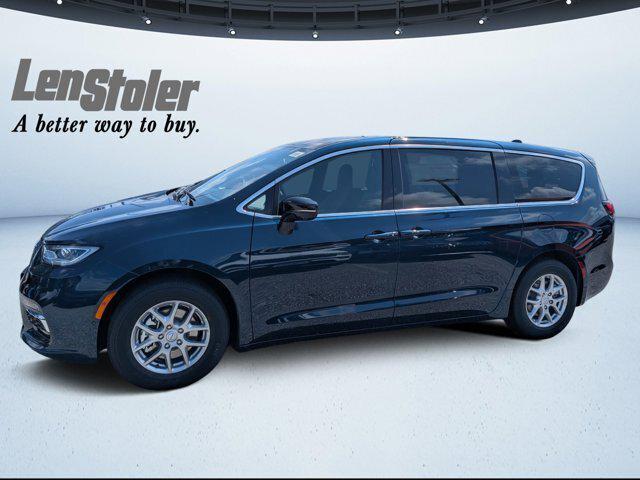 2025 Chrysler Pacifica PACIFICA SELECT