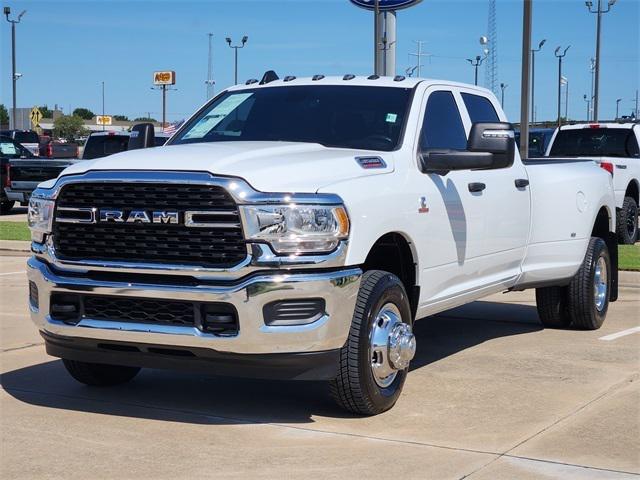 2024 RAM 3500 Tradesman Crew Cab 4x4 8 Box