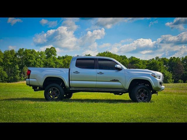 2019 Toyota Tacoma TRD Sport