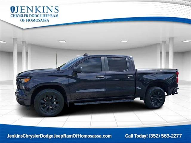 2022 Chevrolet Silverado 1500 2WD Crew Cab Short Bed Custom