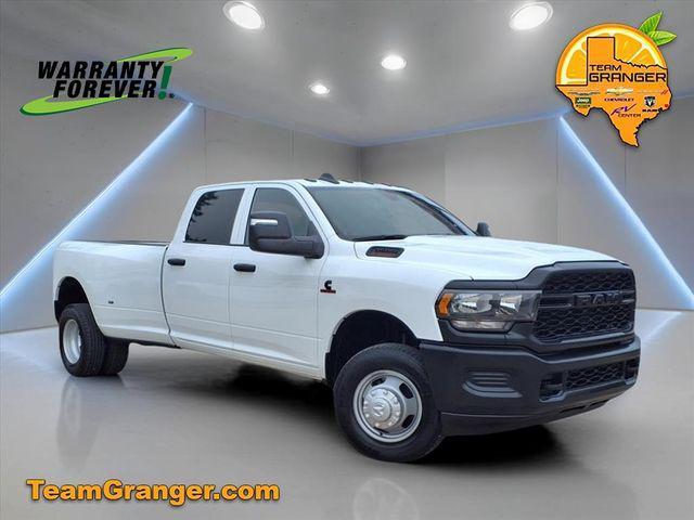 2024 RAM 3500 Tradesman Crew Cab 4x4 8 Box