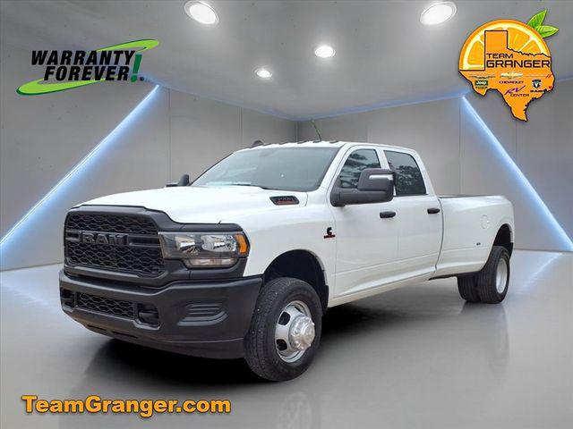 2024 RAM 3500 Tradesman Crew Cab 4x4 8 Box