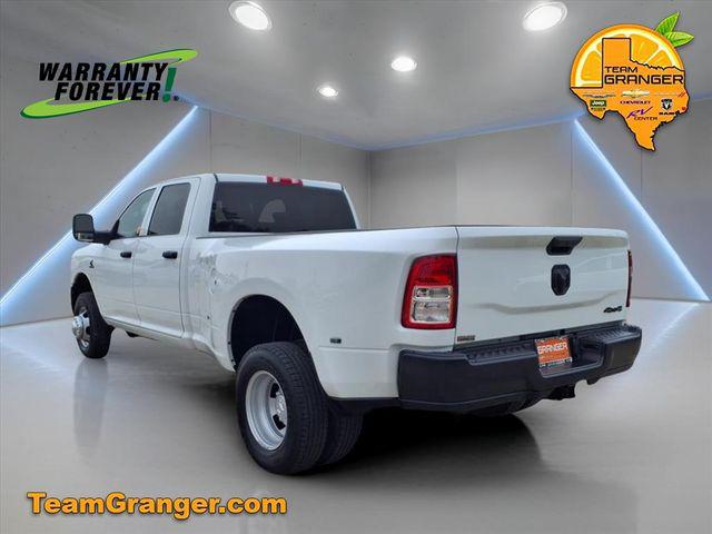 2024 RAM 3500 Tradesman Crew Cab 4x4 8 Box