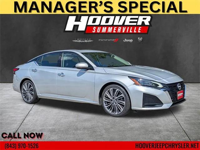 2023 Nissan Altima SL FWD