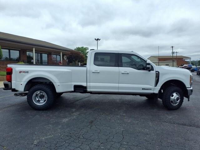 2023 Ford F-350 LARIAT