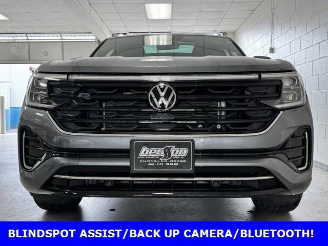 2024 Volkswagen Atlas Cross Sport 2.0T SEL R-Line
