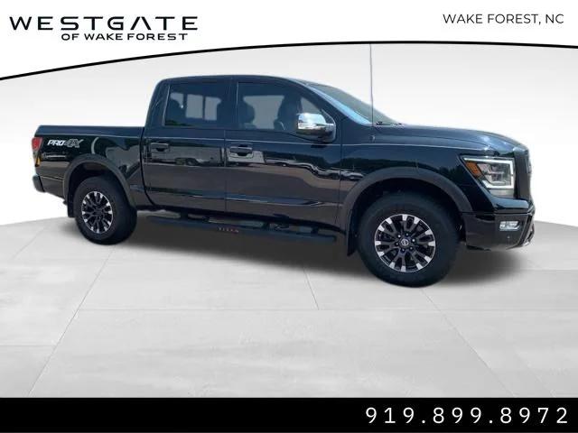 2021 Nissan TITAN Crew Cab PRO-4X 4x4