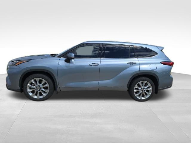 2022 Toyota Highlander Hybrid Limited