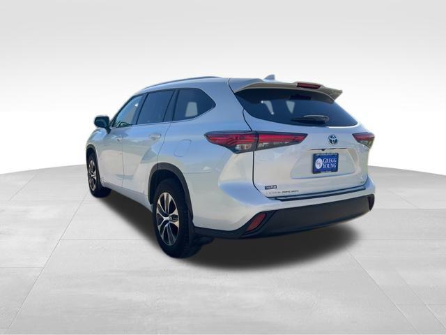 2022 Toyota Highlander Hybrid XLE