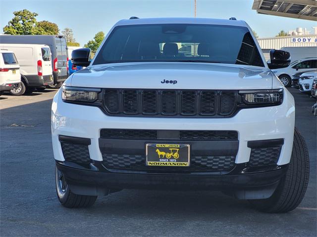 2024 Jeep Grand Cherokee L Altitude 4x4