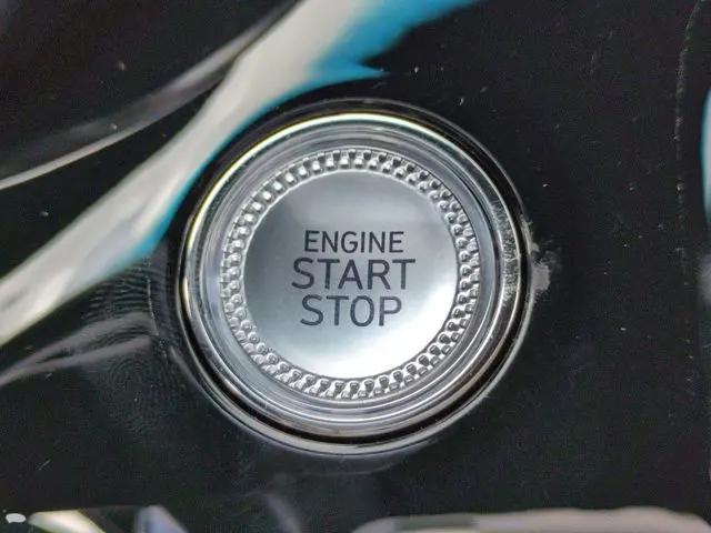 2025 Genesis G70 2.5T RWD