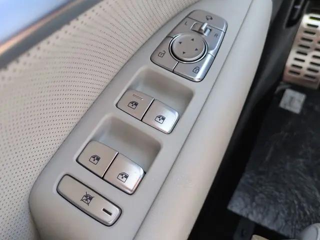 2025 Genesis G70 2.5T RWD